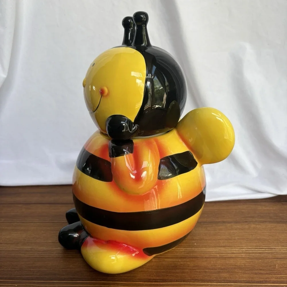 Cosmos Gifts Ceramic Honey Bee Cookie Jar Bumble Bee Kitchen Canister